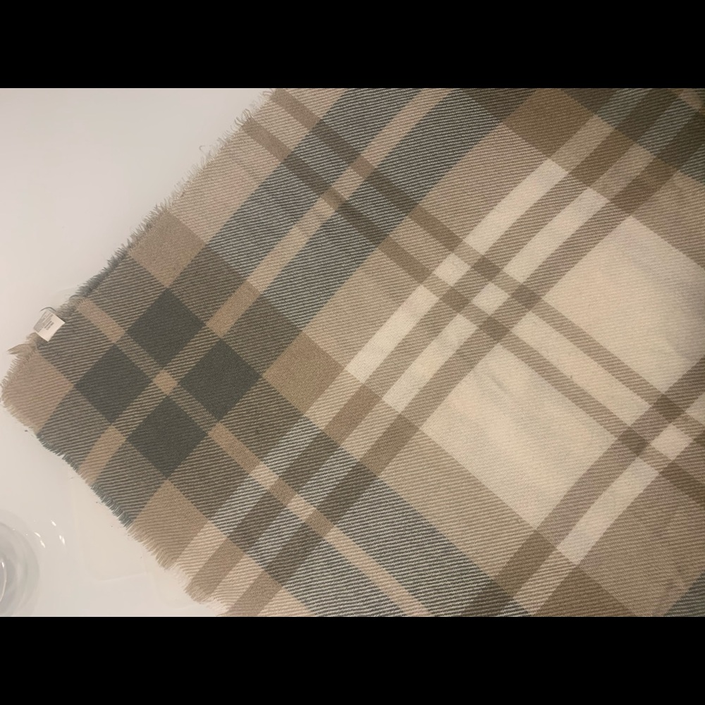 BP Blanket Scarf